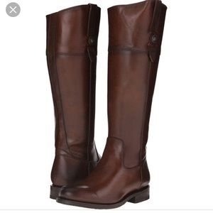 New in box FRYE Jayden tall button boots Redwood
